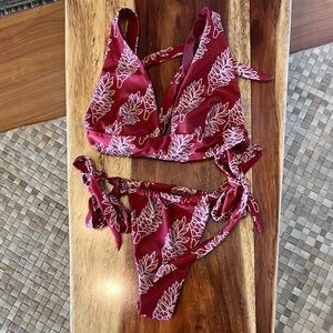 Leimakani Awapuhi Bikini